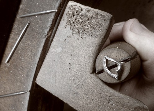 ModernIndianGoldJewellery_Tint ModernIndianGoldJewellery_Tint
