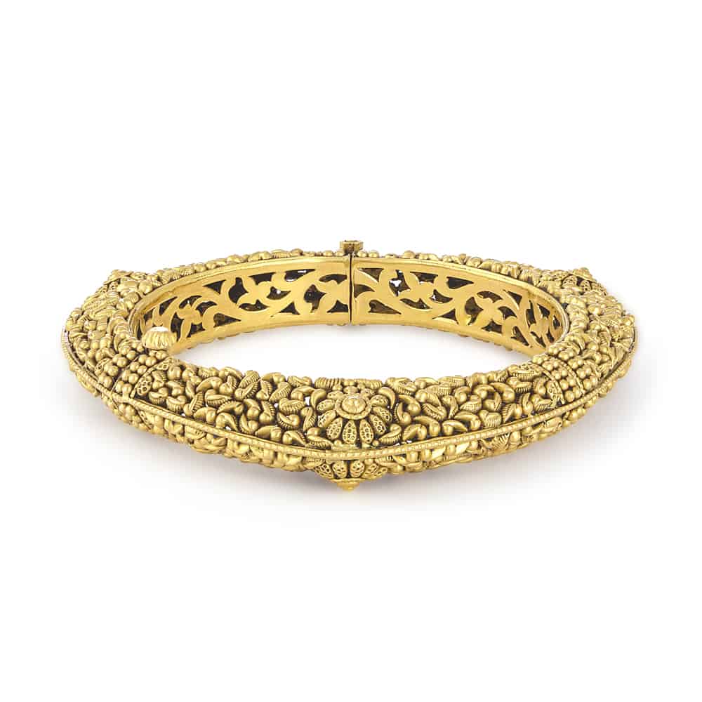 22 Karat Gold Kada 30915 - 22 Karat Gold Kada