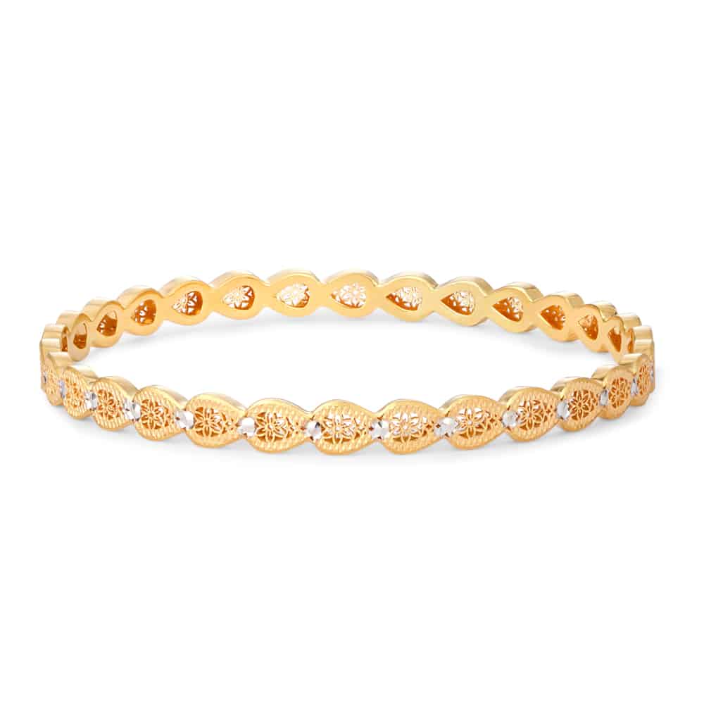 22ct Gold Star Single Bangle 30505 - 22ct Gold Star Single Bangle