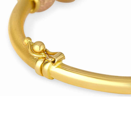 22ct Gold Sparkle Modern Bangle