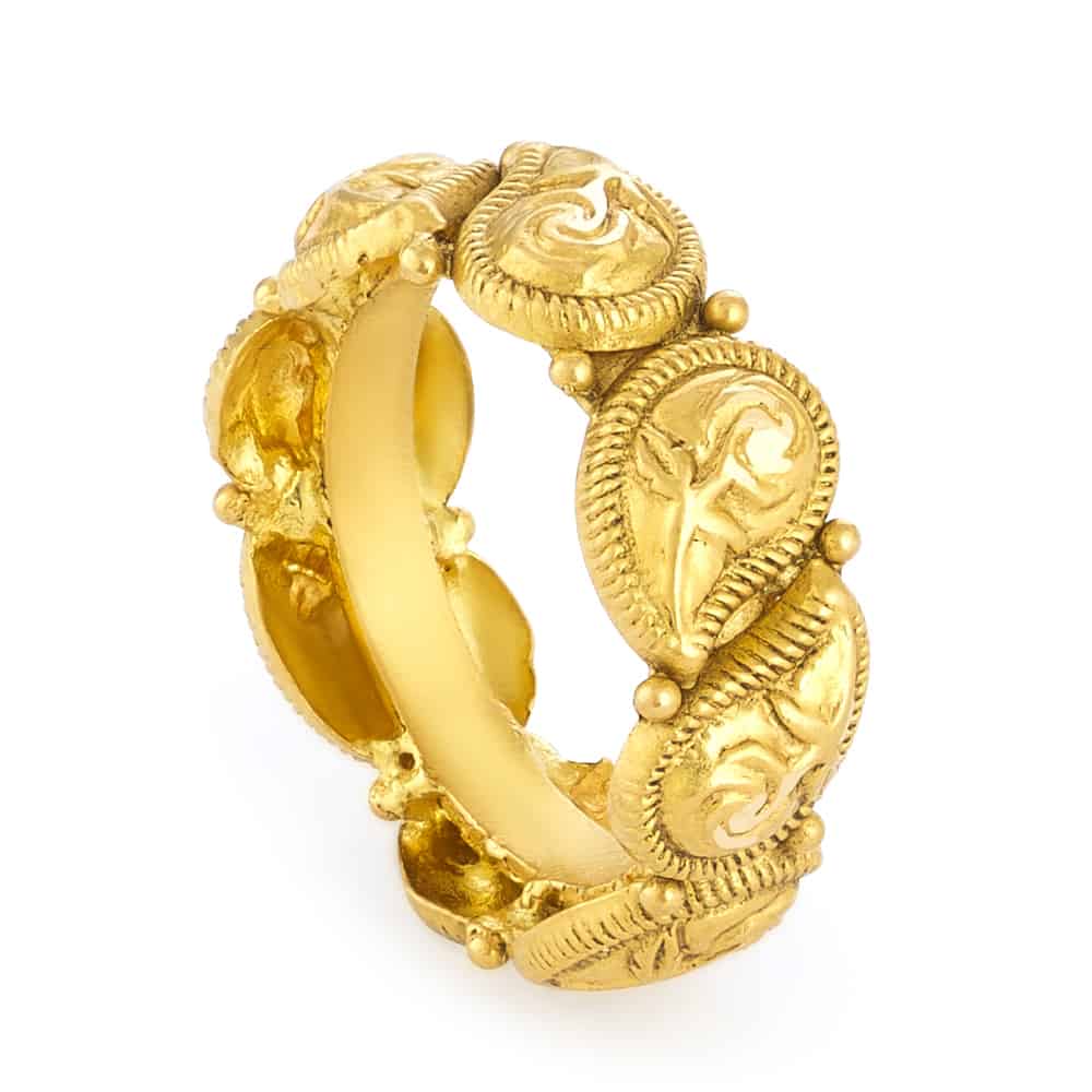 22 Carat Gold Ring With Antique Finish 31176 - 22 Carat Gold Ring With Antique Finish