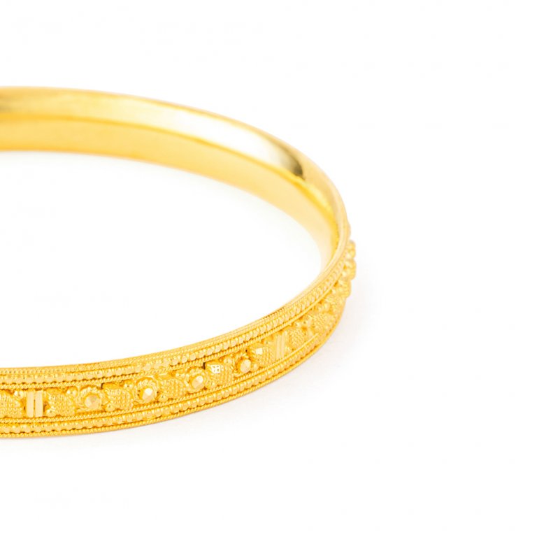 22 carat Gold Bangle | Jali collection | Size 2.5