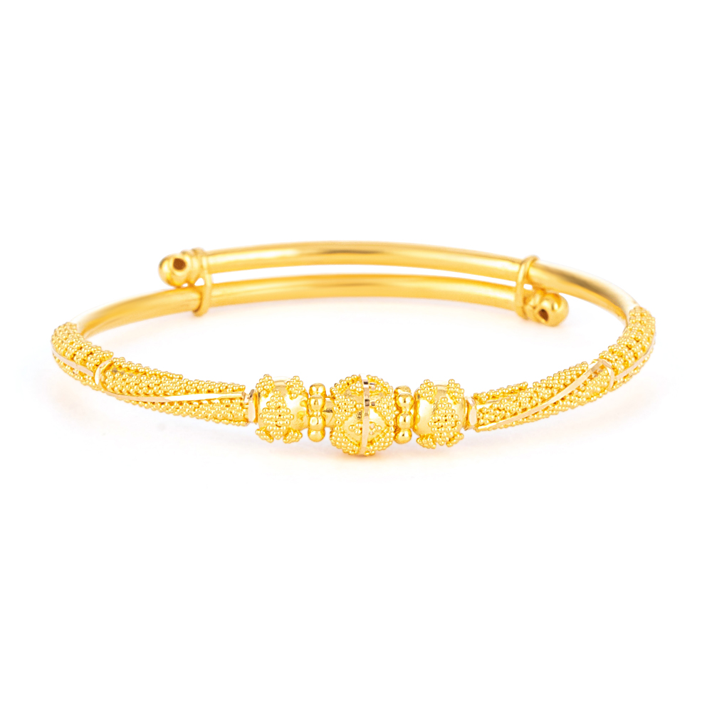 Jali 22 carat Gold Baby Bangle - £585.00.00 (SKU:33405)