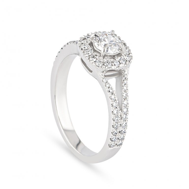 Platinum Diamond Engagement Ring