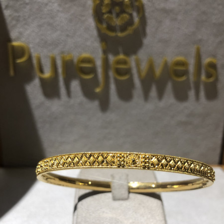 22Kt Yellow Gold Bangle | Jali Collection | 2.6 | Mediumweight 22Kt Yellow Gold Bangle | Jali Collection | 2.6 | Mediumweight