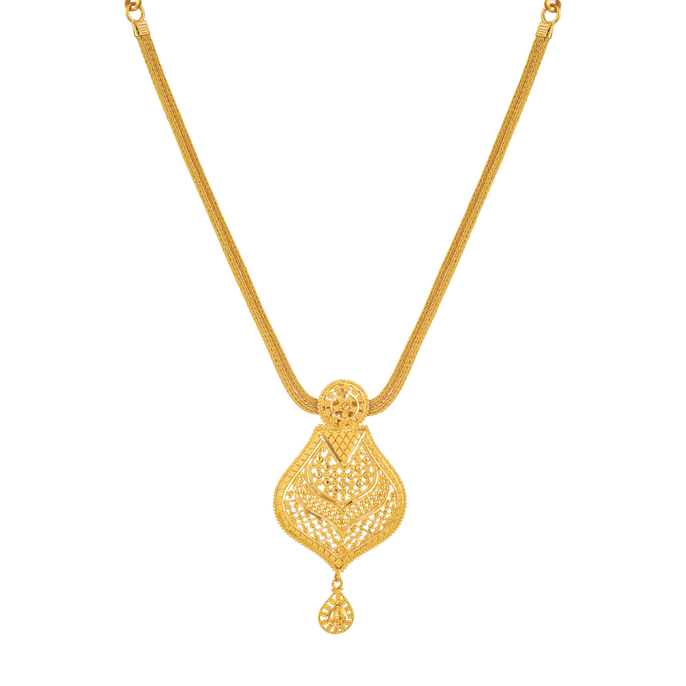 22 Carat Gold Necklace - £720.00.00 