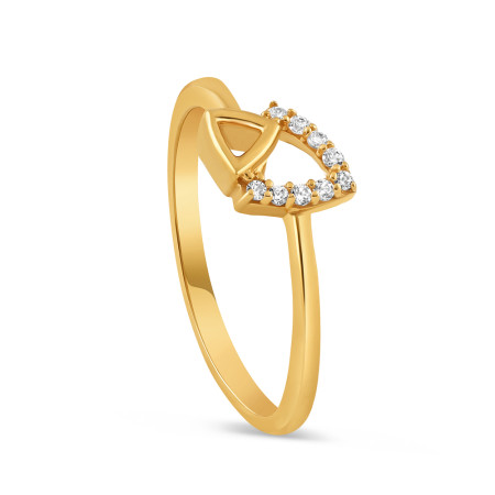 22ct Gold Tringle Shaped CZ Gold Ring | Size M