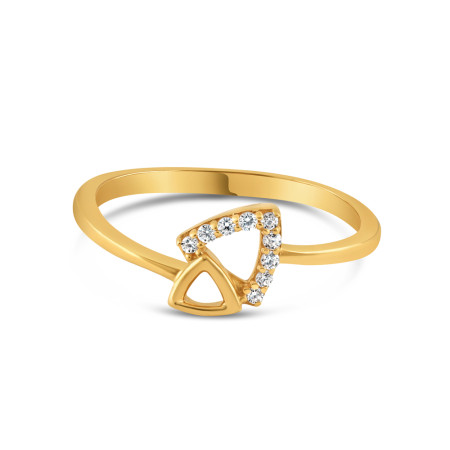 22ct Gold Tringle Shaped CZ Gold Ring | Size M