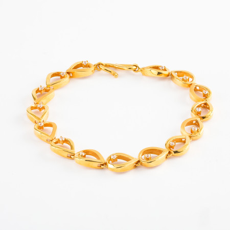 Women Bracelet in 22ct Gold | 6.75 Inches Women Bracelet in 22ct Gold | 6.75 Inches
