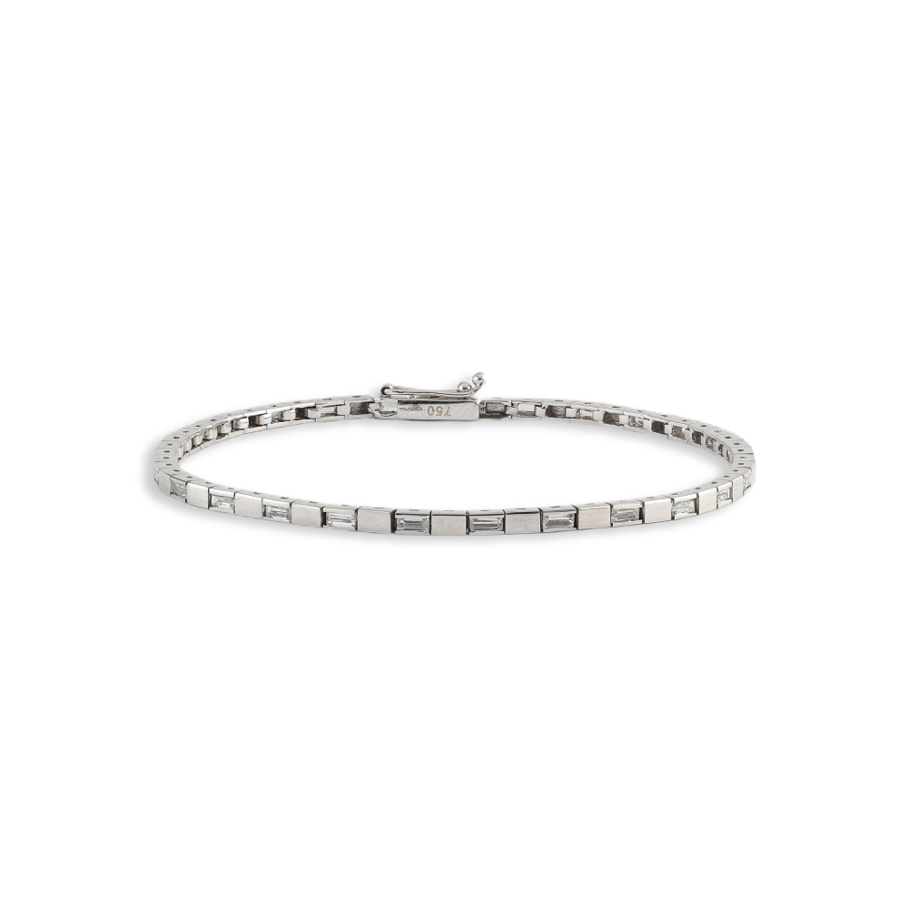 Buy 18ct White Gold Bracelet this Black Friday at PureJewels UK