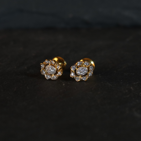 22ct Gold Flora Stud Earring for Ladies with CZ 22ct Gold Flora Stud Earring for Ladies with CZ